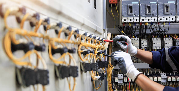 Professional Electrician technician working in Karnes City, TX